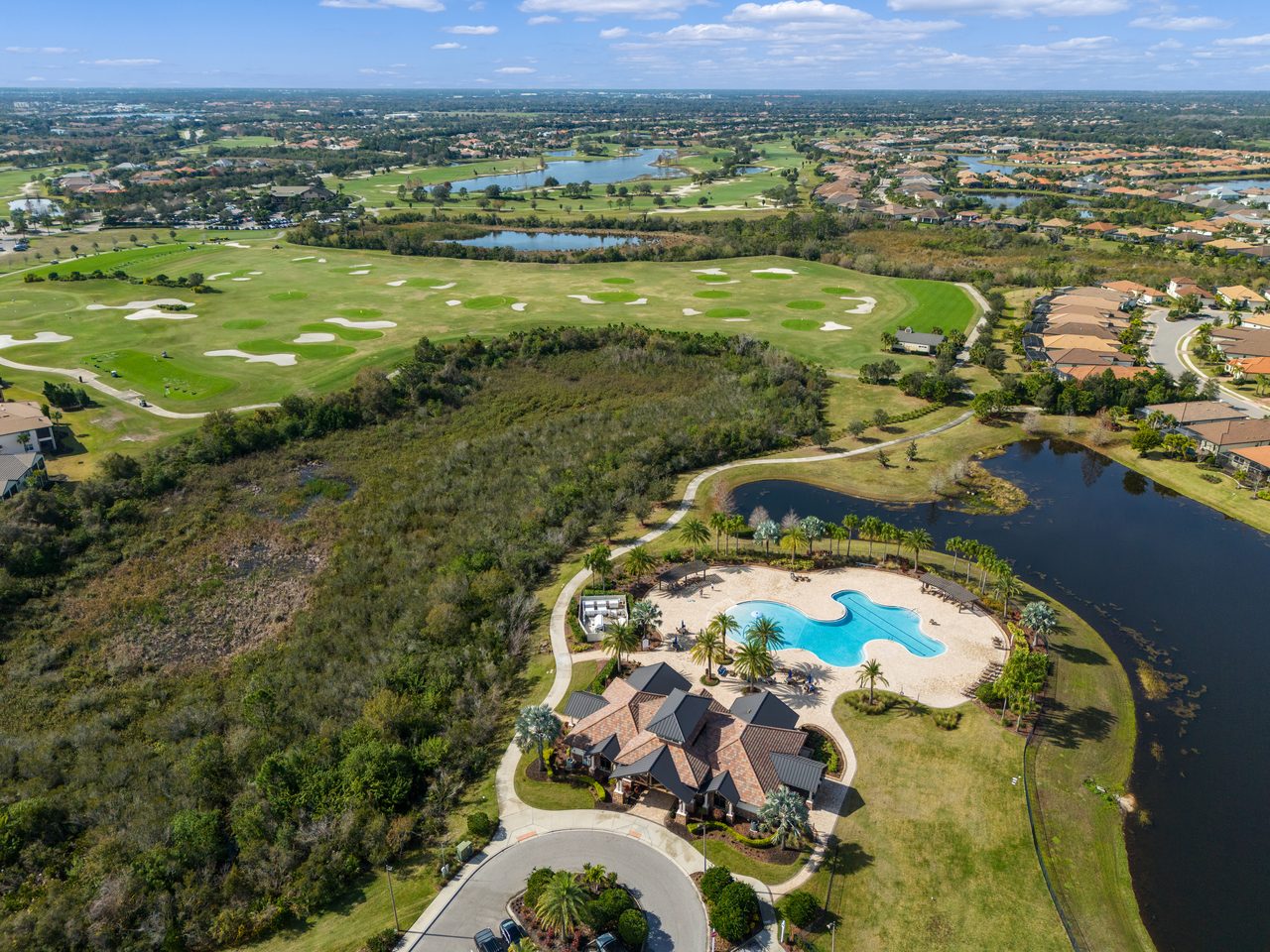 Country Club East photo 4